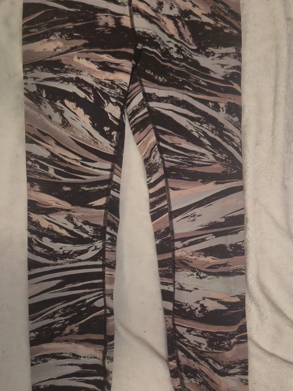 lululemon athletica In Colour Splash Multi Size 6